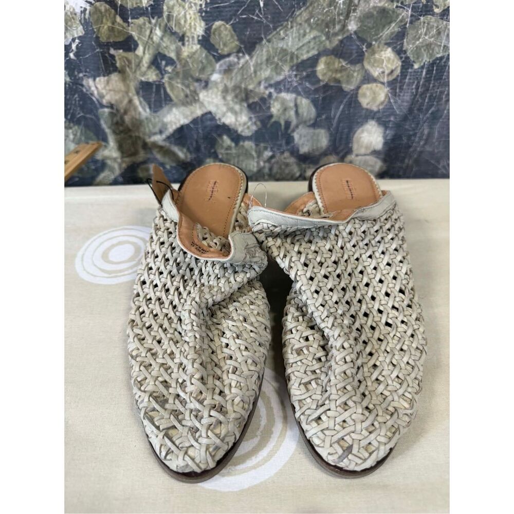 Crevo Leather Sandals Neva Bone Size 8.5